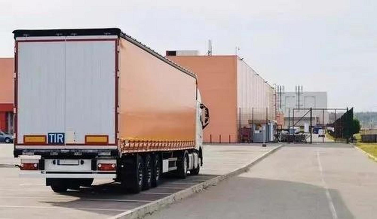 中亚卡航 · 危险品公路运输 · 中国至哈萨克斯坦 · 8-10天直达